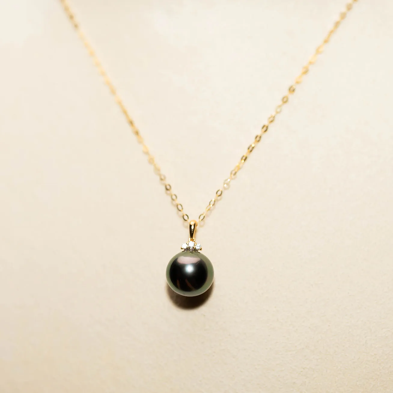 18K Solid Gold Saltwater Tahitian Pearl Necklace KN00016