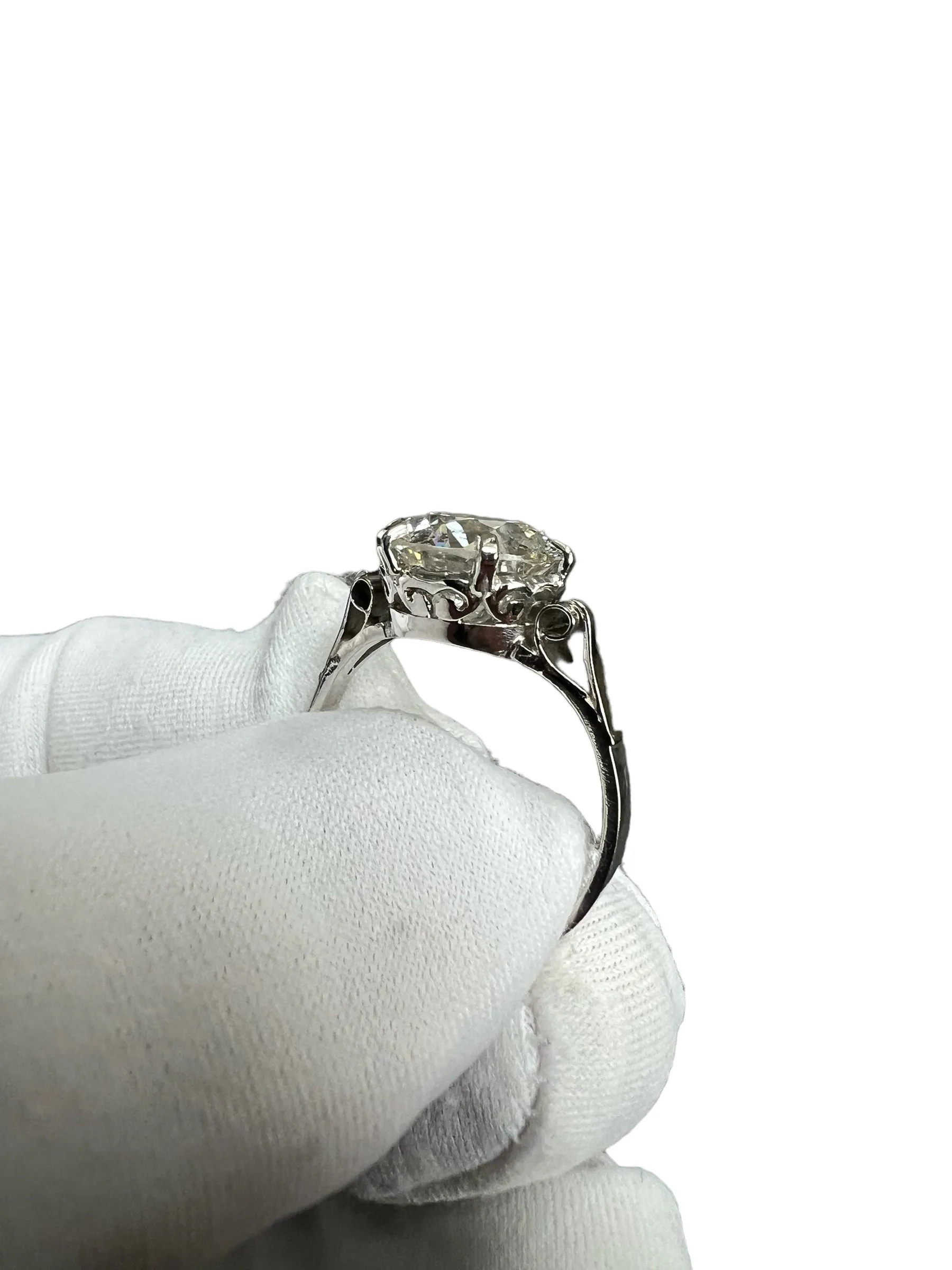 3.50 Carat Old European Cut Diamond Solitaire Platinum Ring