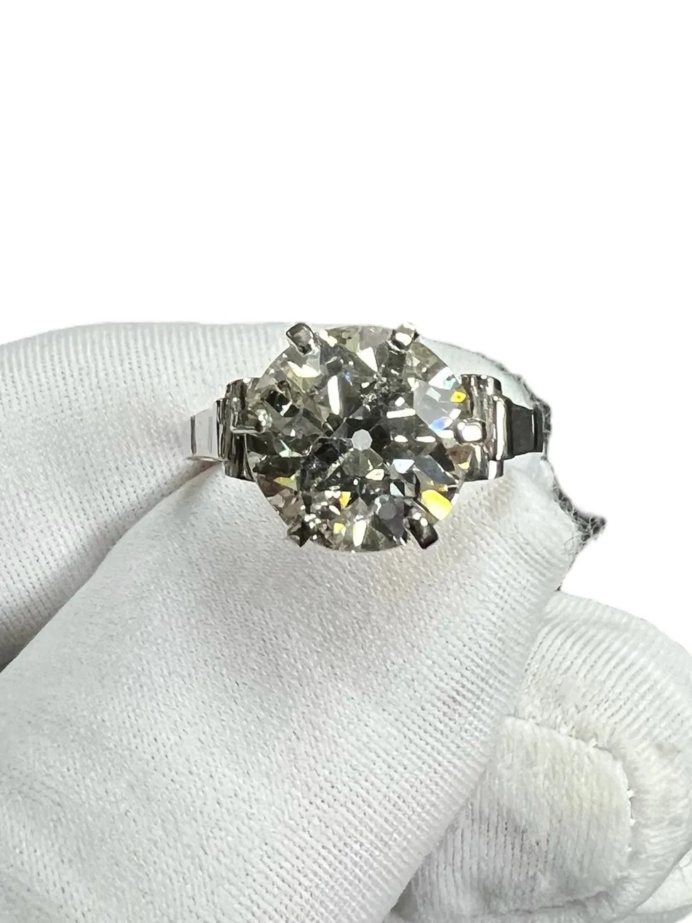 3.50 Carat Old European Cut Diamond Solitaire Platinum Ring