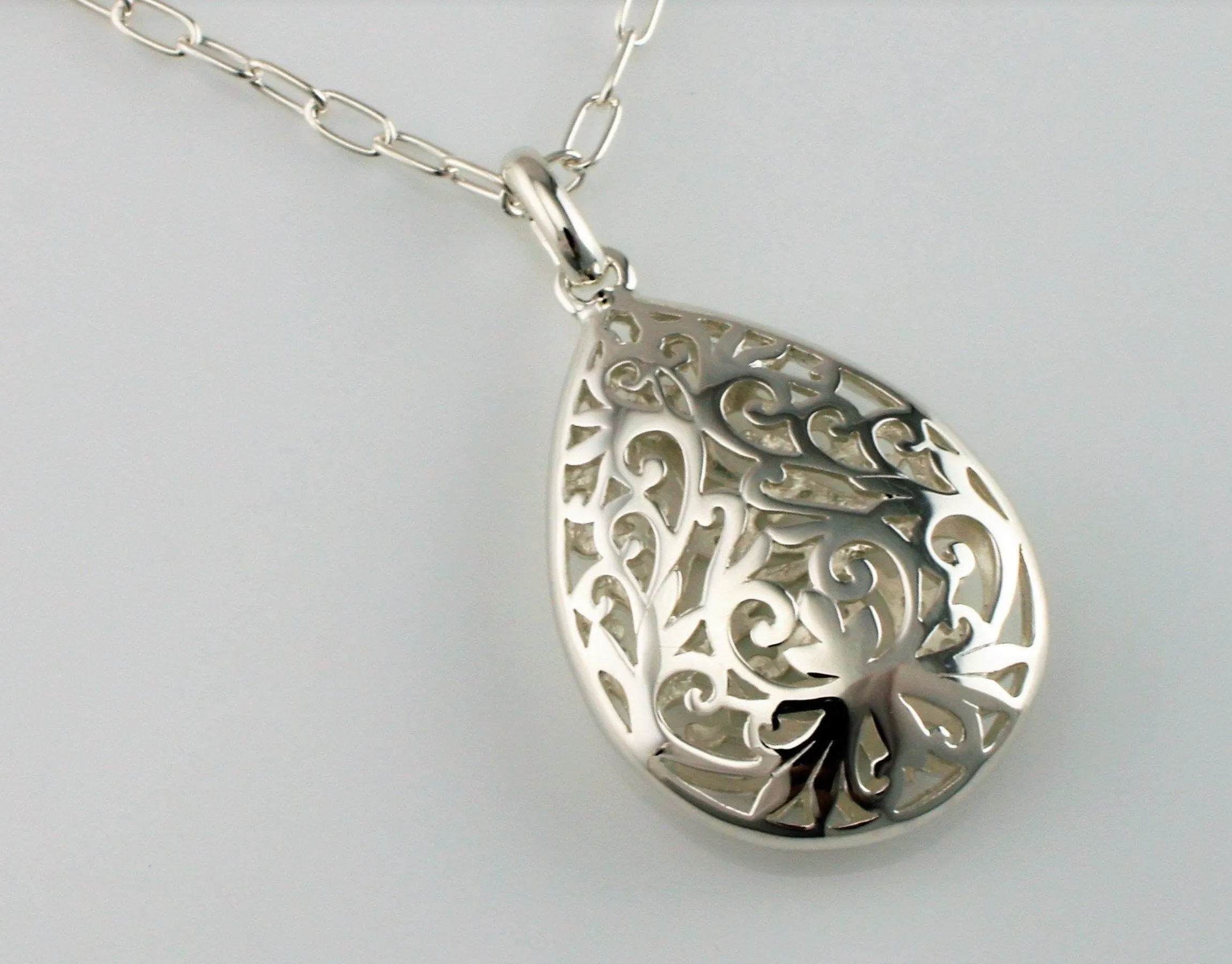 925 Sterling Silver Filigree Teardrop Pendant Necklace -Adjustable Chain