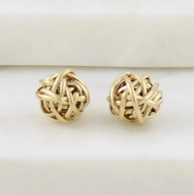 Classic Twist Stud Earring