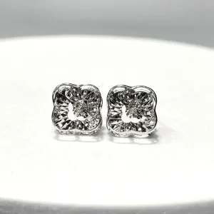 Floral Clover Dancing Stud Diamond Earrings 18kt