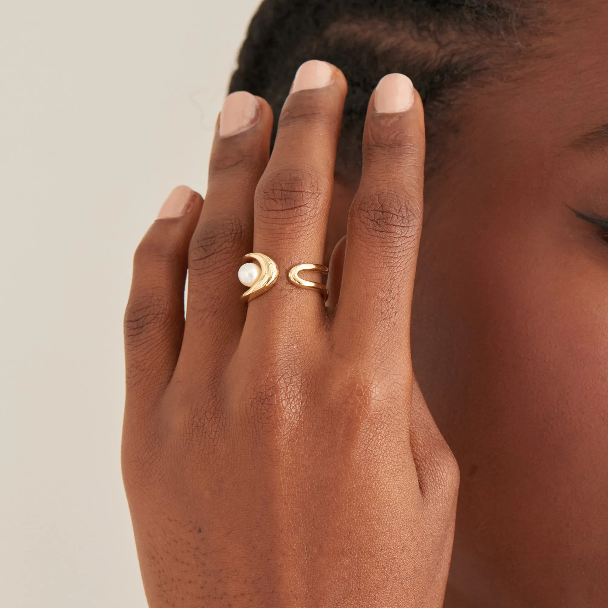 Gold Pearl Sculpted Adjustable Ring