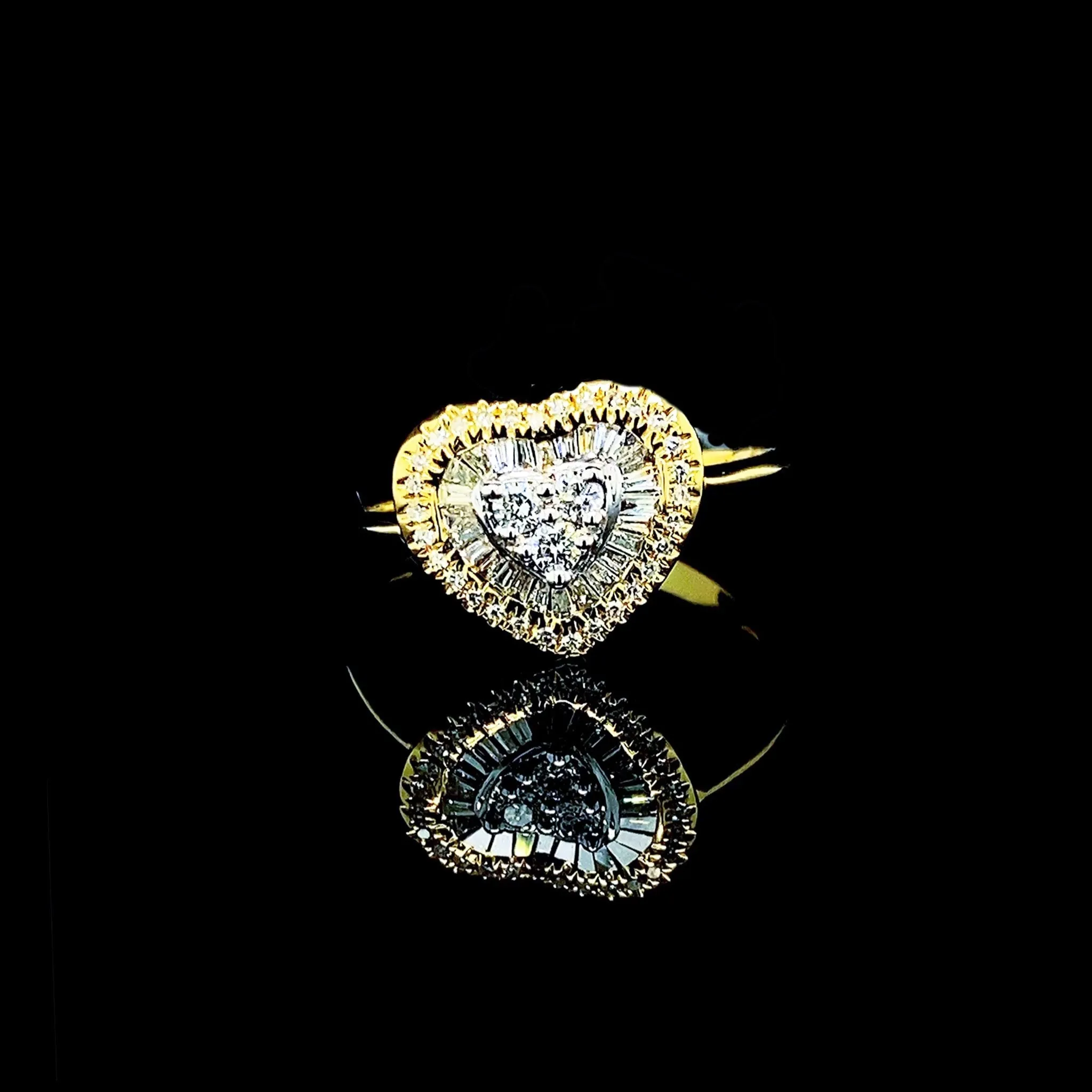 Golden Heart Diamond Ring 14kt