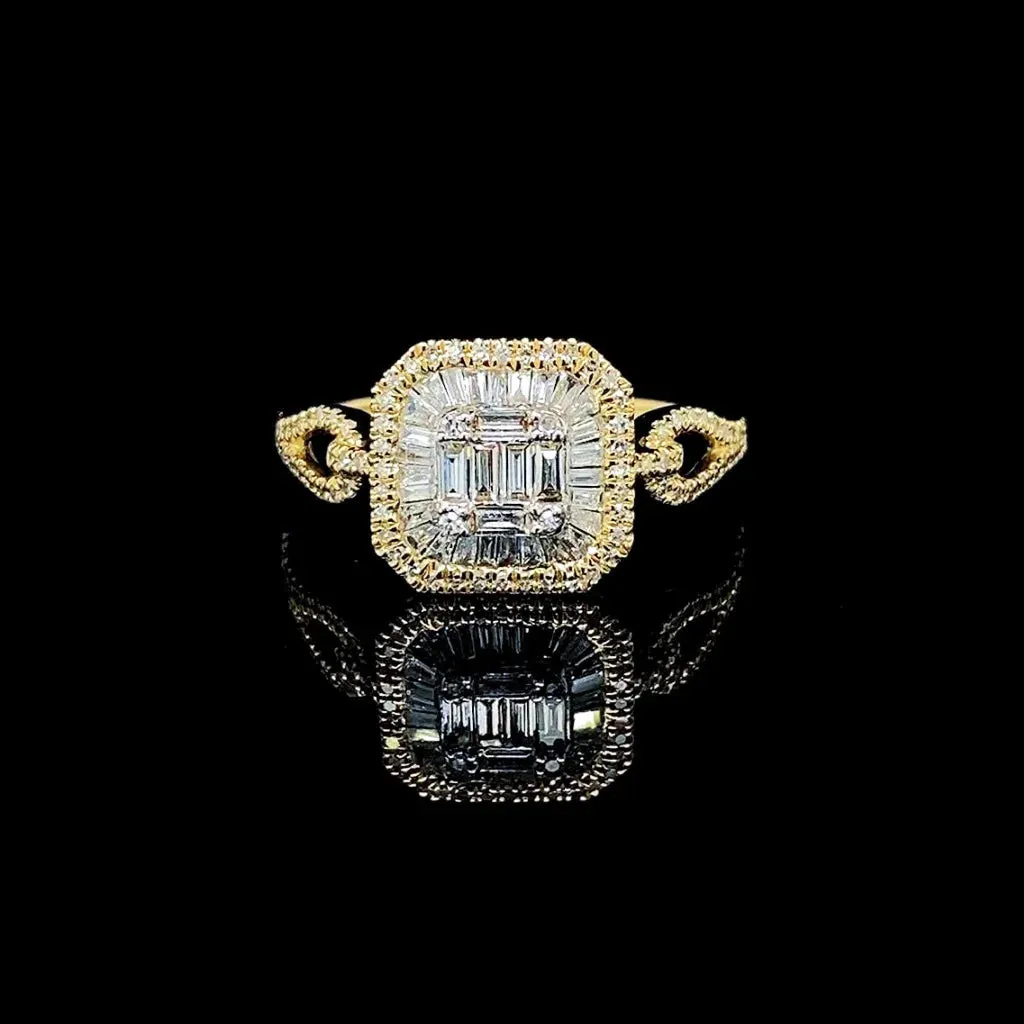 Golden Square Diamond Ring 14kt