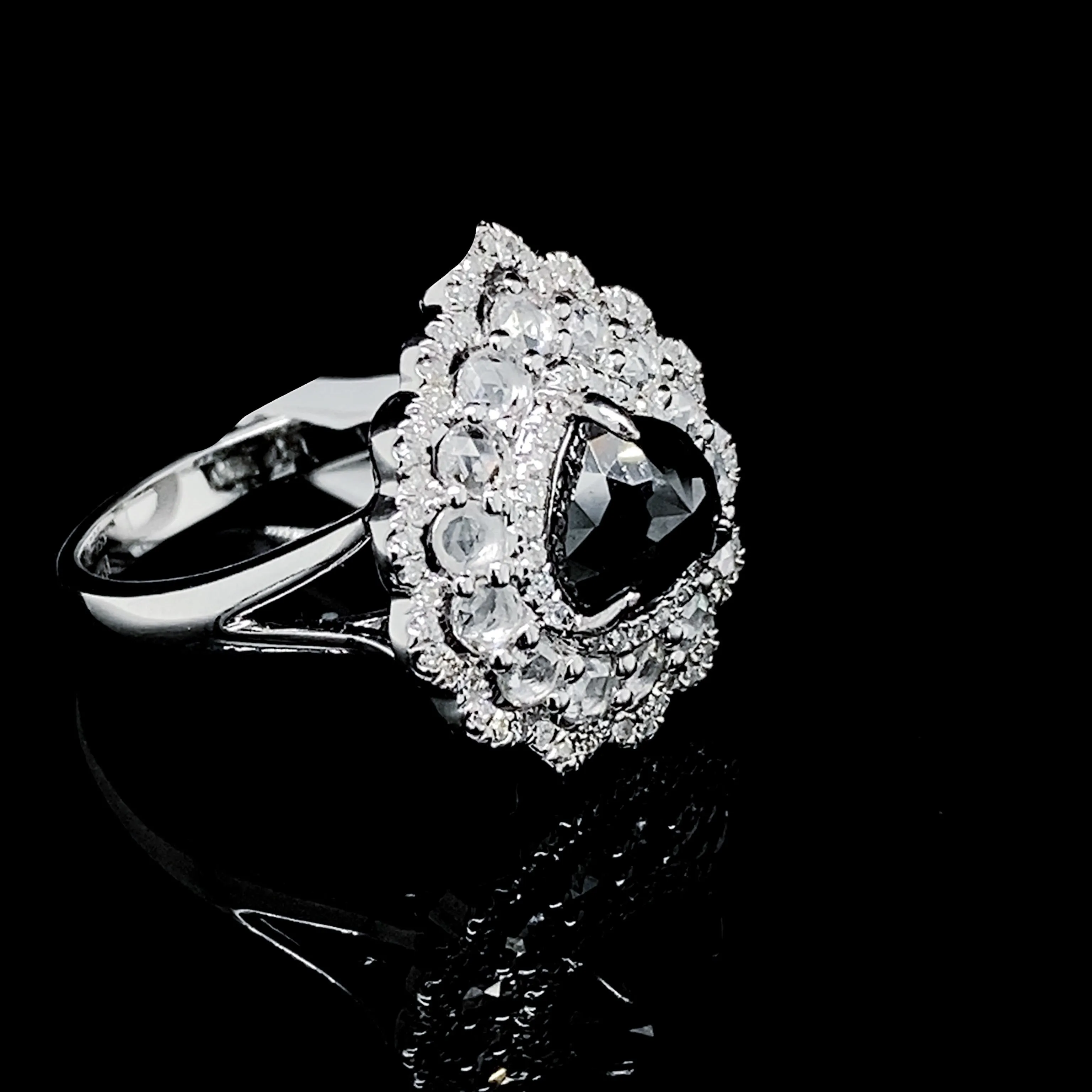 LVNA Signatures 3ct Center 3cttw Lucky Diamantes Black Colored Diamond Ring 14kt