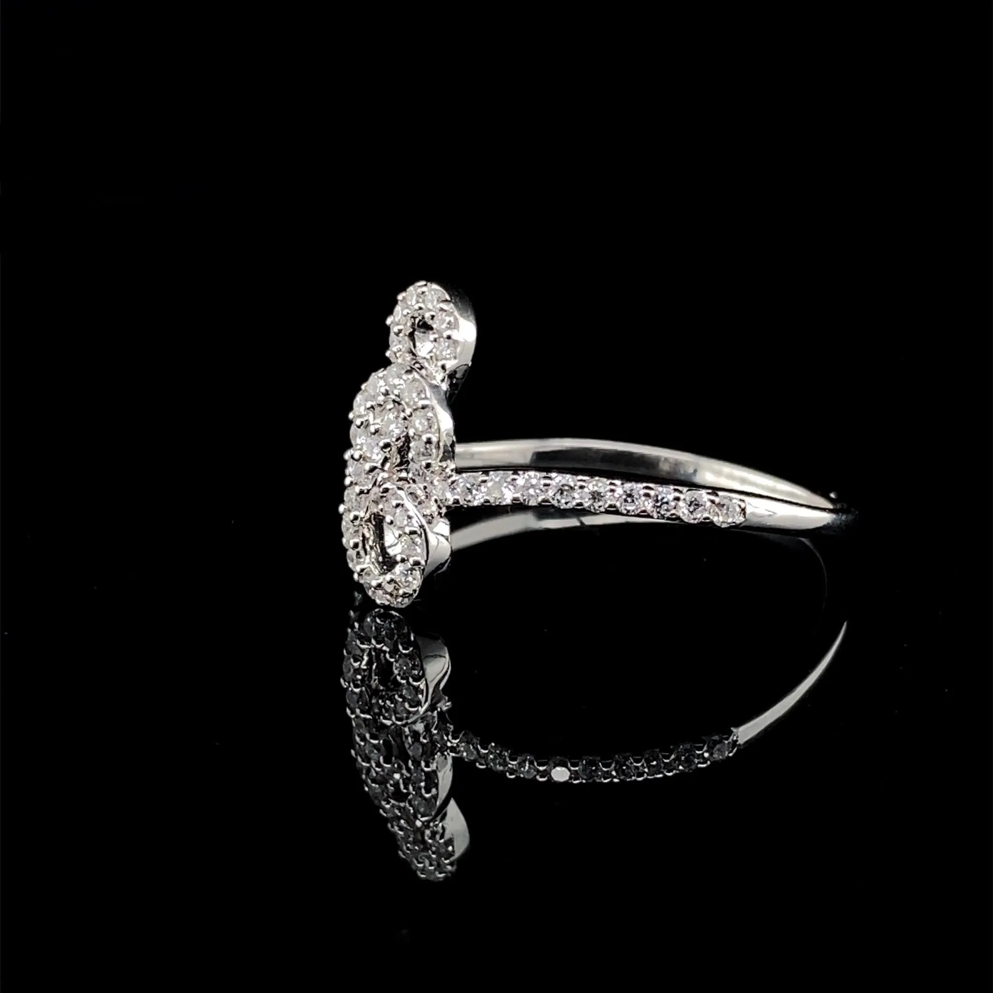 #LVNA2024 | Twisted Knot Diamond Ring 18kt