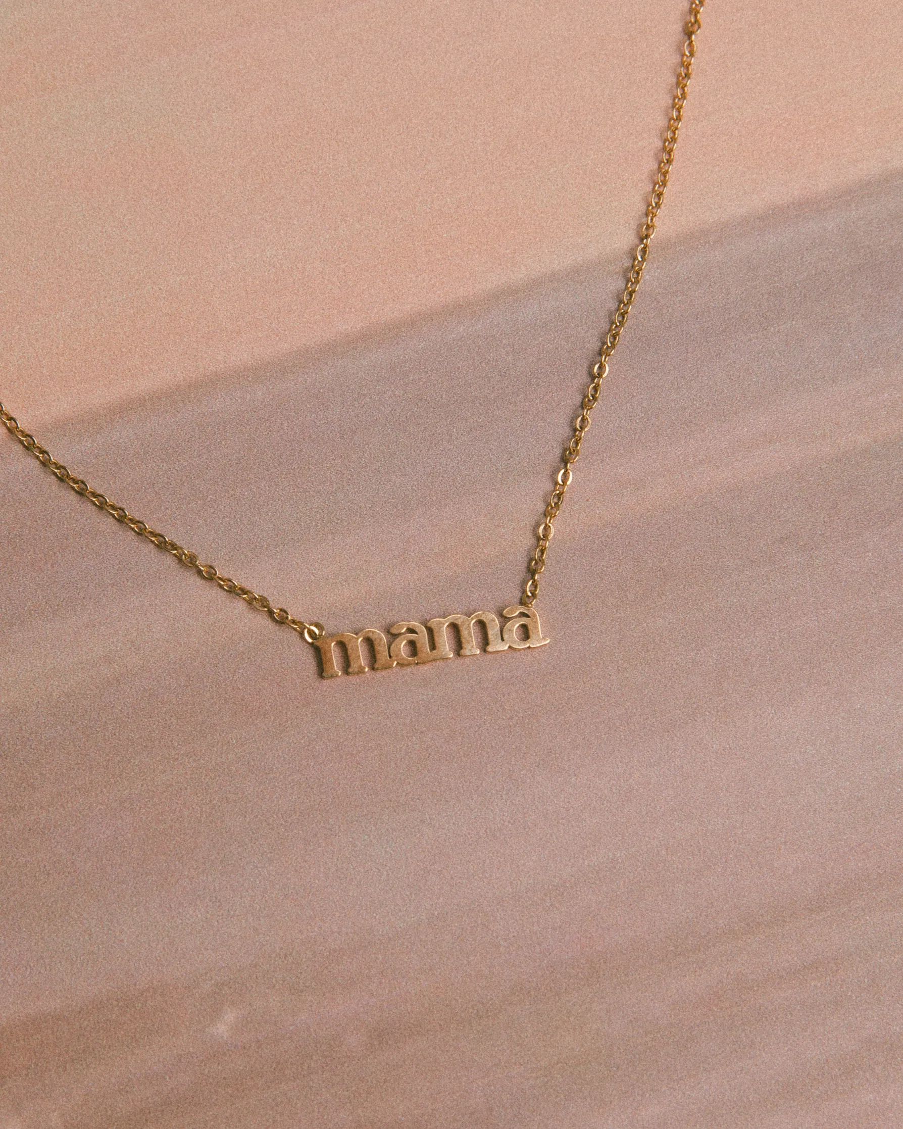 Mama Necklace