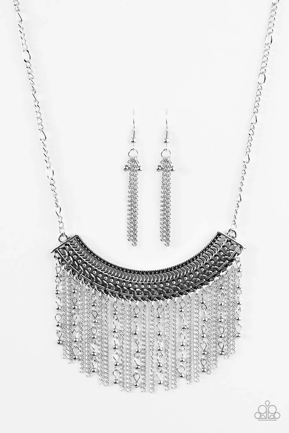 Paparazzi Necklace ~ So In De-NILE!  - Silver