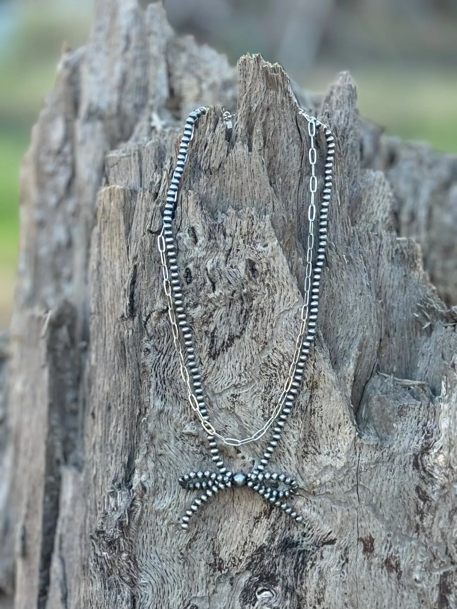 Pearl Bow and Chain Layer Necklace