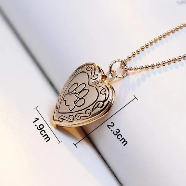 Photo Frame Memory Locket with Cat Paw