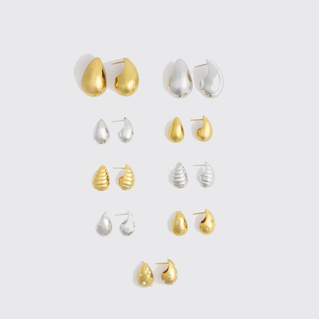 Teardrop Classic Gold 30mm Stud Earrings