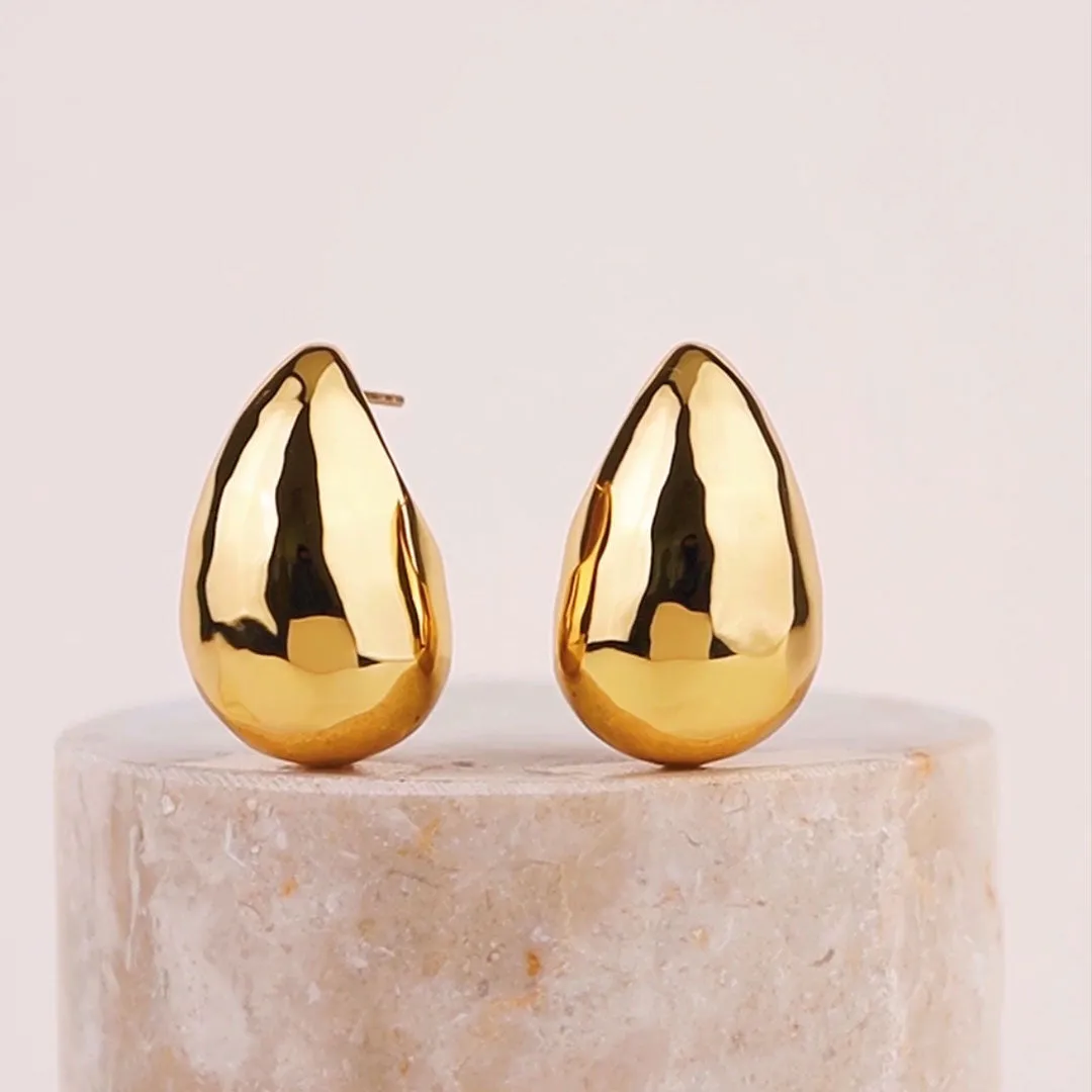 Teardrop Classic Gold 30mm Stud Earrings