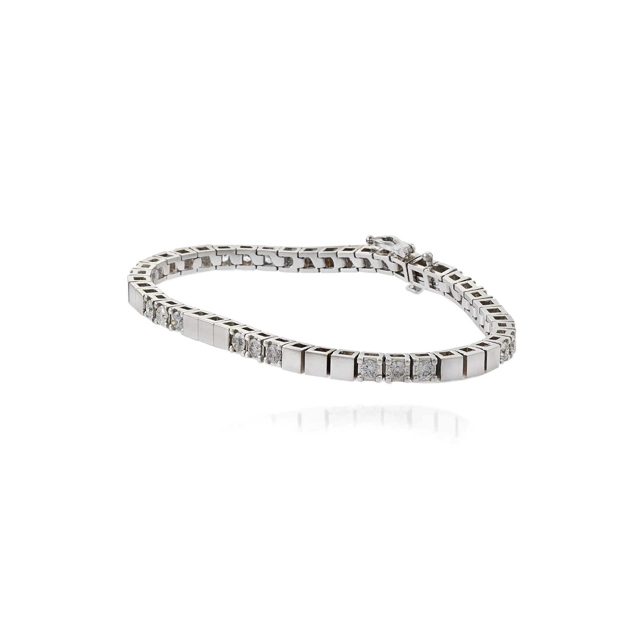 Vintage 14KT White Gold Alternation Diamond Bracelet