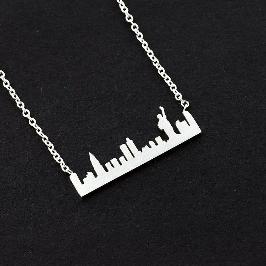 Vintage Statue of Liberty New York Skyline Chain