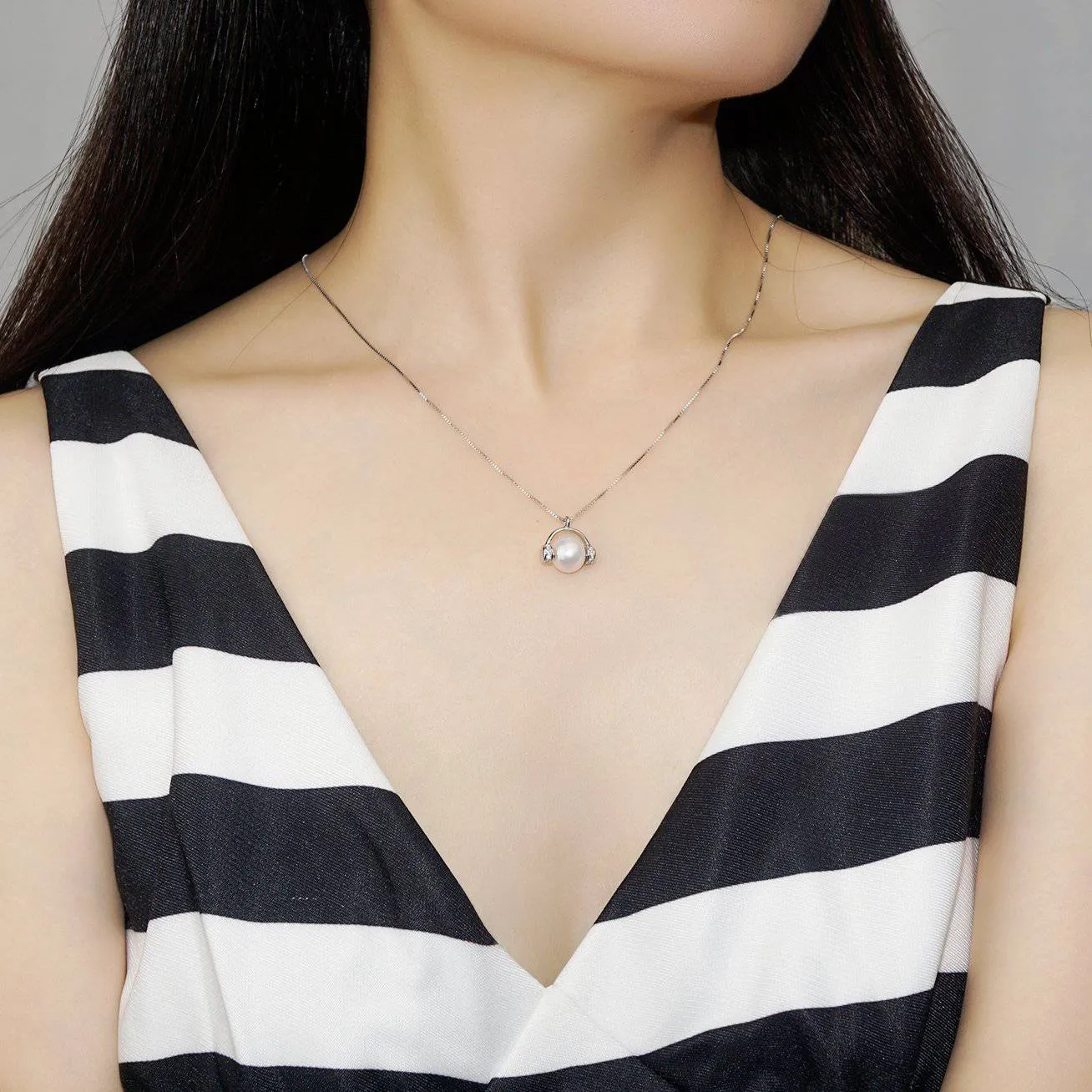 Wonderland Freshwater Pearl Necklace WN00039