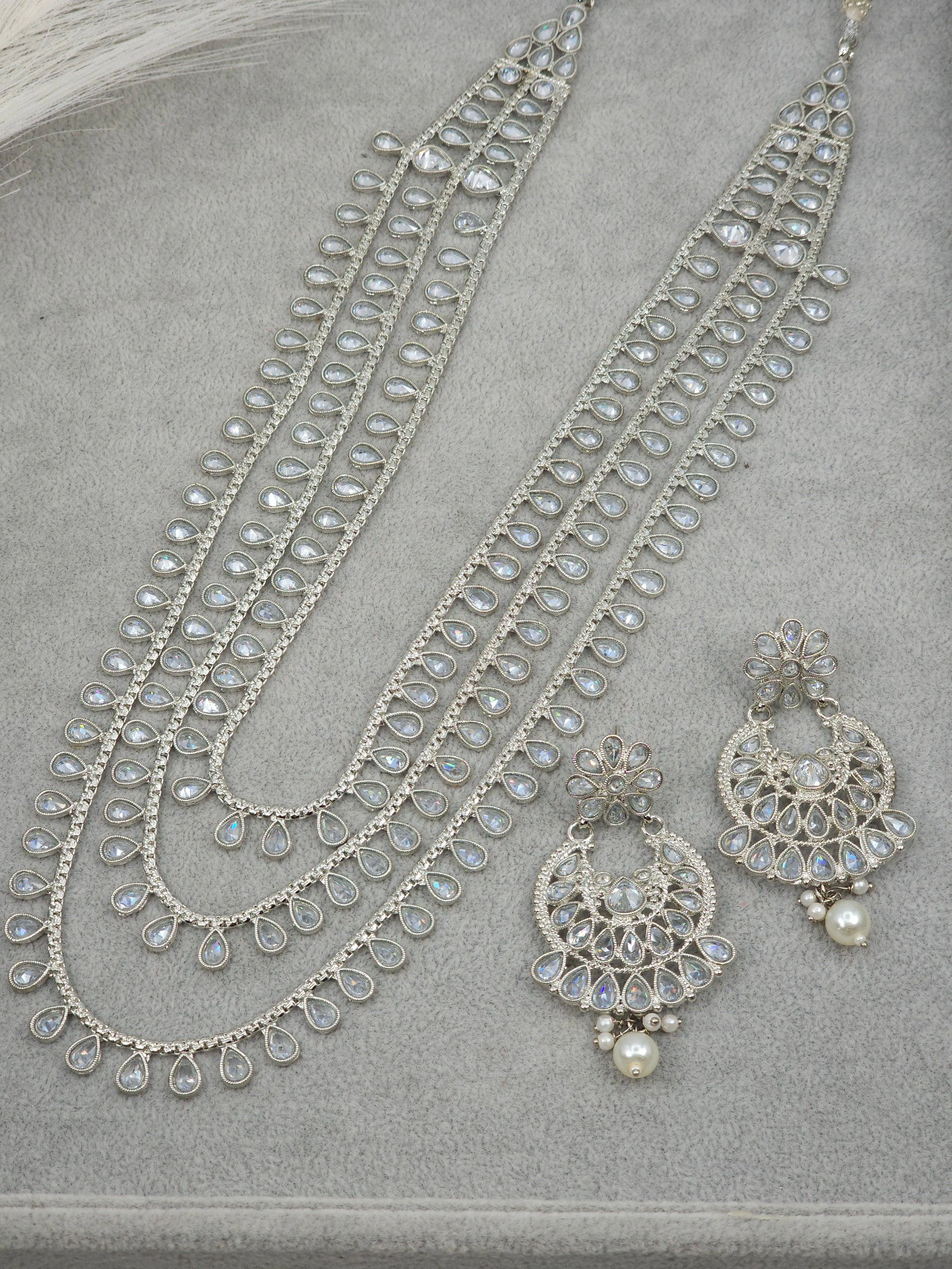 Zeenat Silver Rani Haar Set